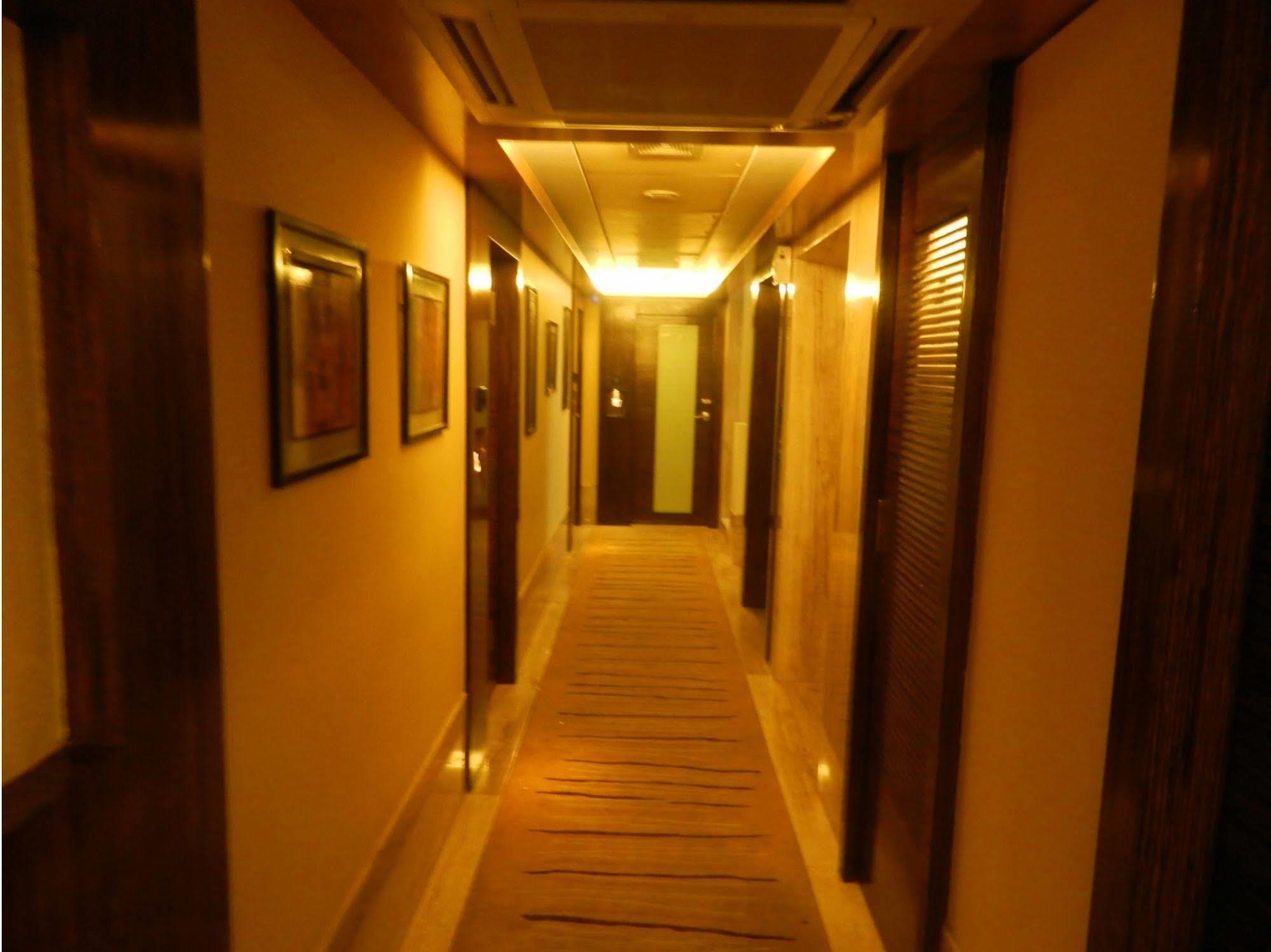 Hotel Bawa Continental Mumbai Exterior foto